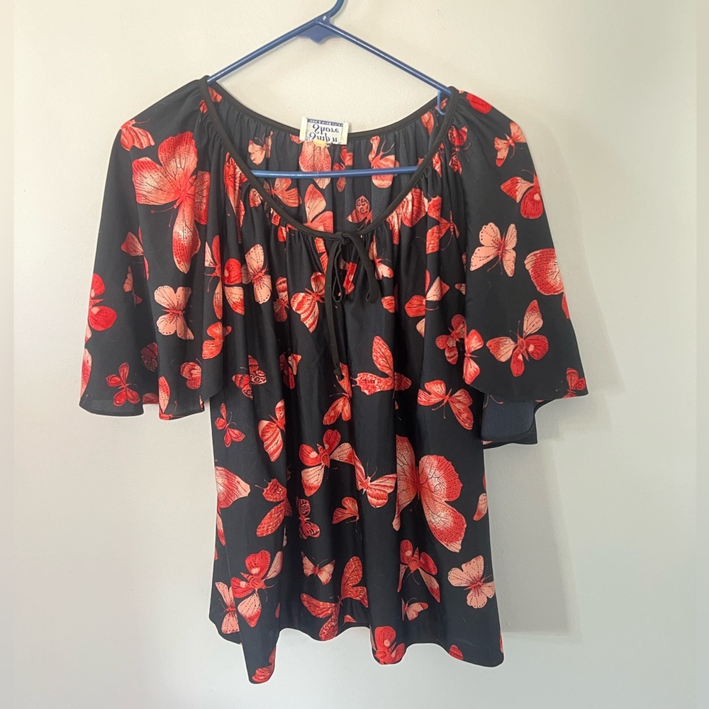 Butterfly Print Black and Red Women's Top